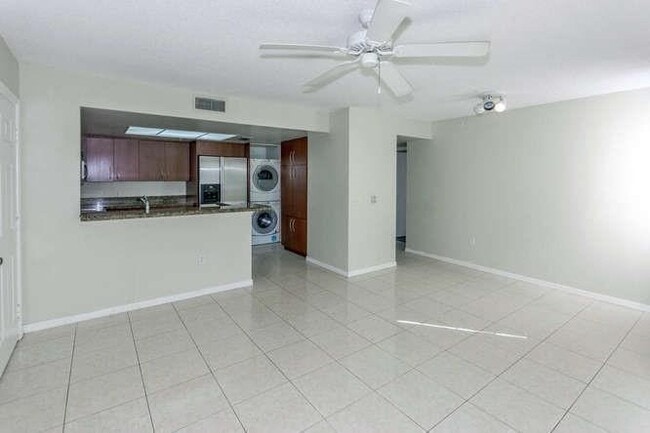 Building Photo - 4151 N Haverhill Rd