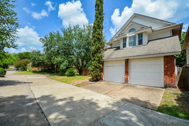Building Photo - 1603 Beaconshire