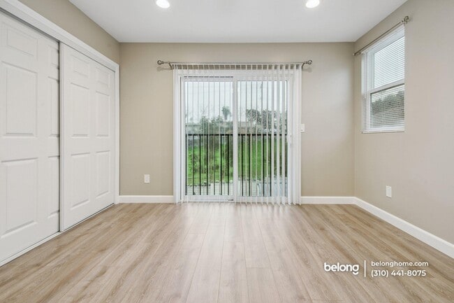 Building Photo - 747 W Oliver St