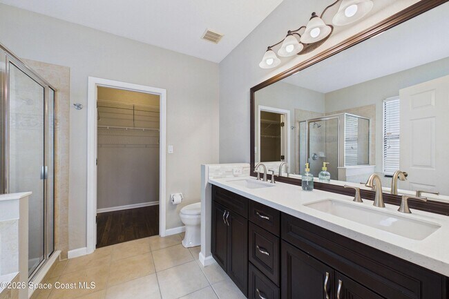 Building Photo - 551 Loxley Ct