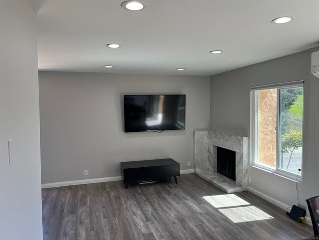 Building Photo - 8292 Gilman Dr