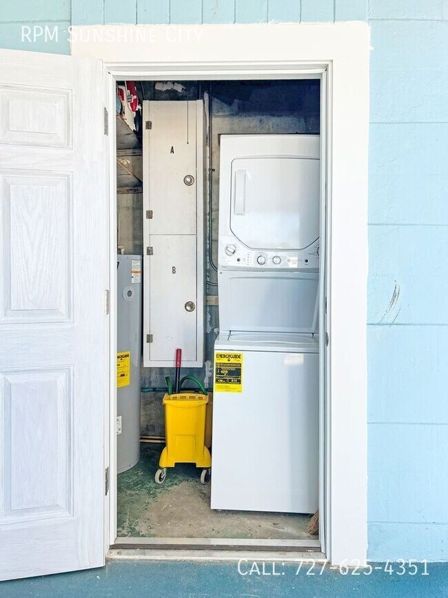 Building Photo - 11400 2nd St E