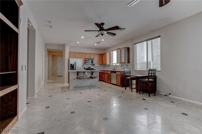 Building Photo - 5993 Attavilla Dr