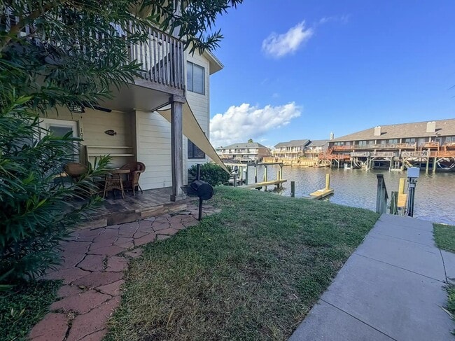 Building Photo - 15421 Seamount Cay Ct