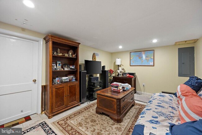 Building Photo - 412 Goodley Rd