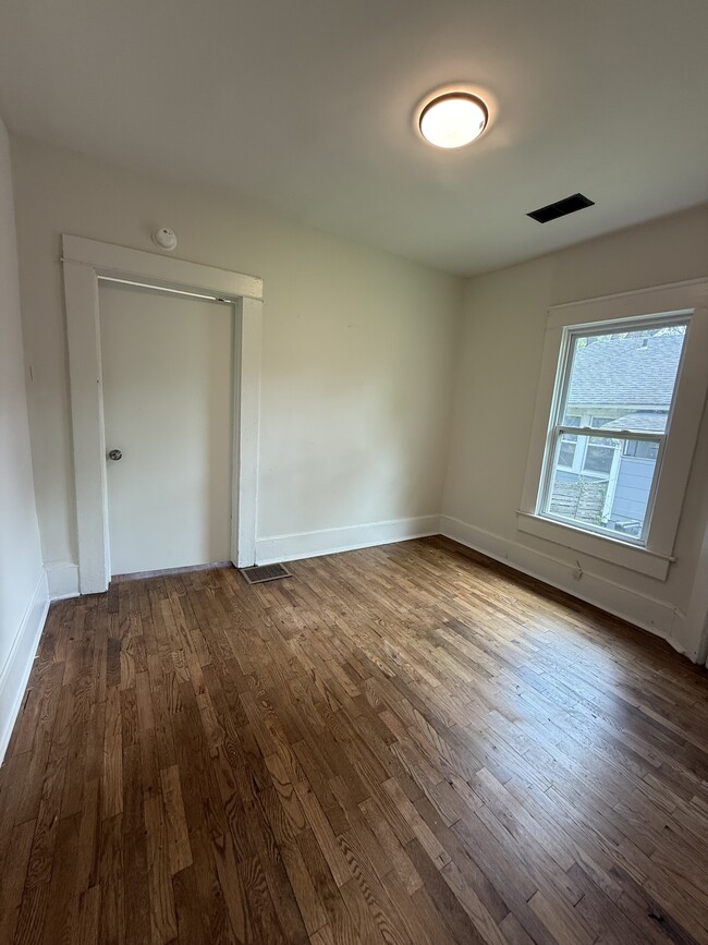 Building Photo - 1225 15th Way SW