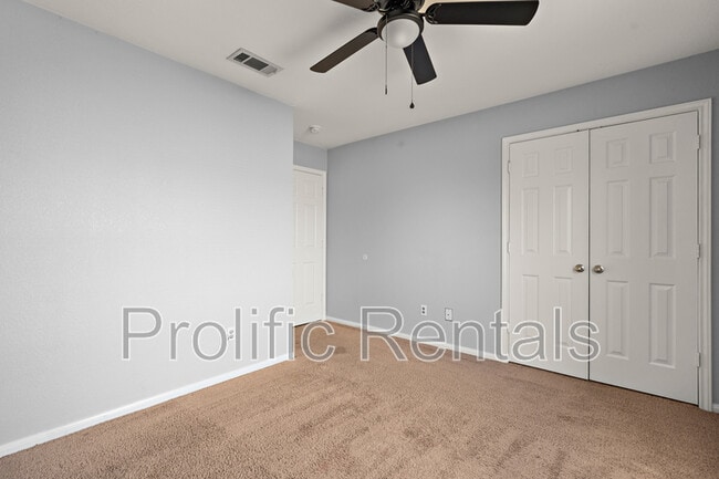 Building Photo - 3308 Catalina Dr
