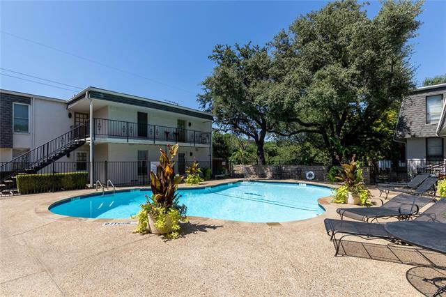 Building Photo - 904 S Weatherred Dr