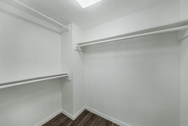 Building Photo - 2110 Wilcrest Dr