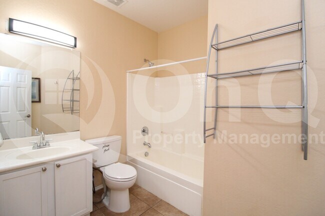 Building Photo - 14205 W Mauna Loa Ln
