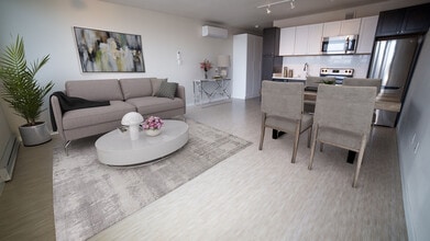 Lovely Alcoves - 3828 Apartments