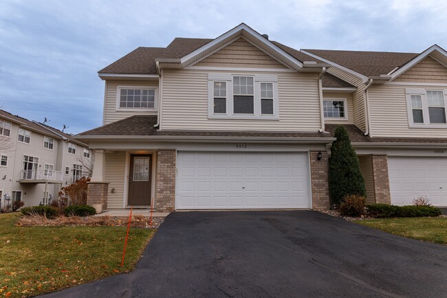 Building Photo - 5012 Fountain Ln N