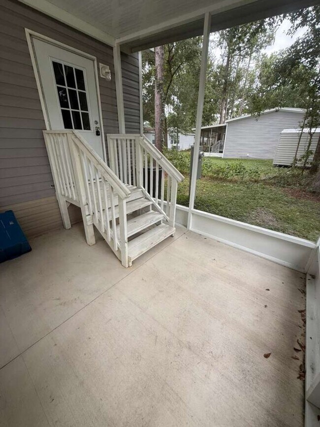 Building Photo - BEAUTIFUL +55 HOA COMMUNITY