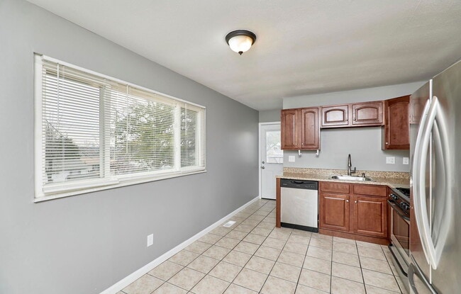 Building Photo - 3049 Orton St