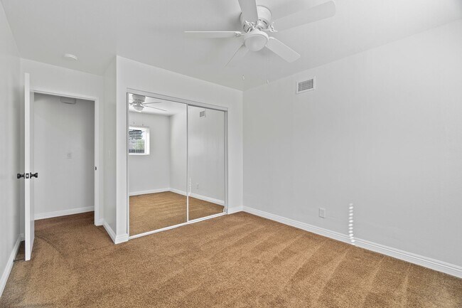 Building Photo - Lovely Single-Story 4-Bedroom Home Available in Rialto!