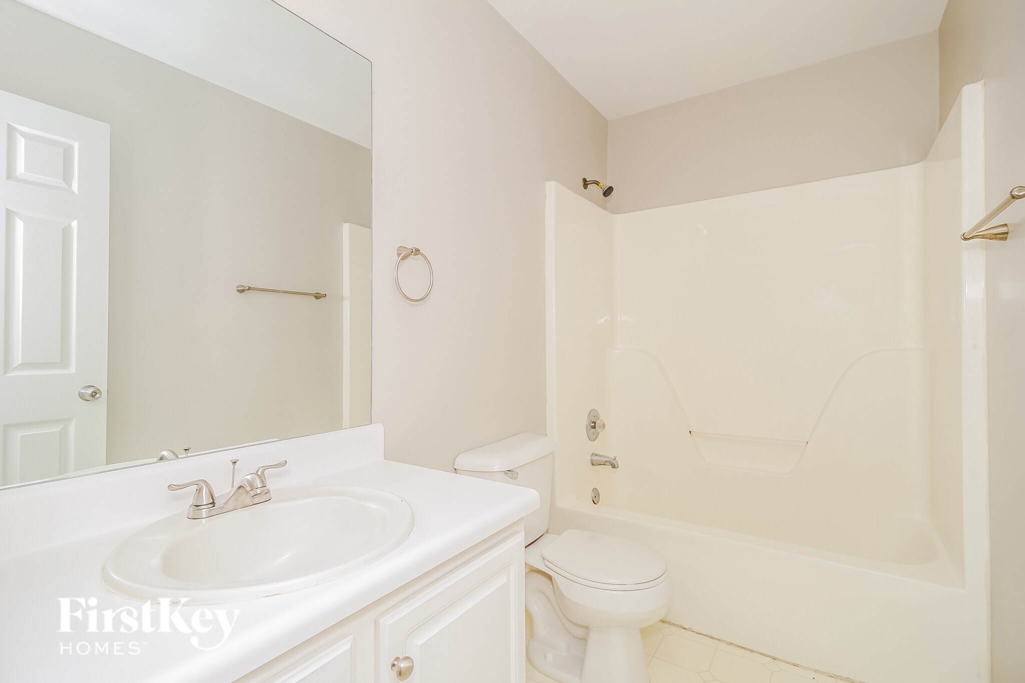 Building Photo - 2026 Baramore Oaks Dr