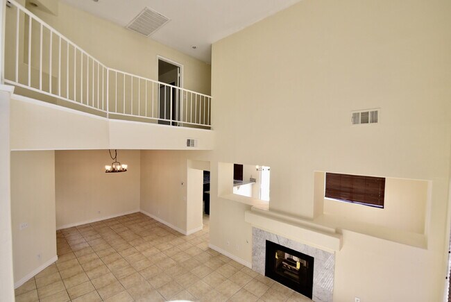 Building Photo - Charming 3-Bedroom, 2.5-Bath Two-Story Home At Smoke Ranch!