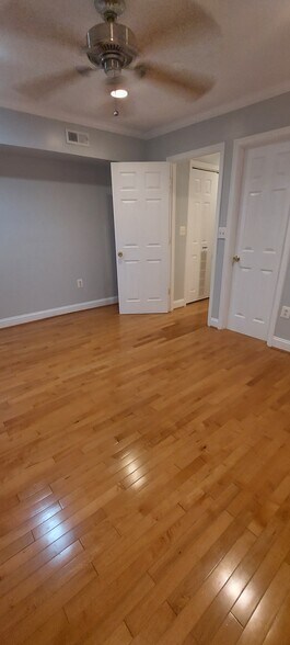 Building Photo - 4200 Grant Street, NE