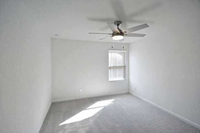 Building Photo - 11559 Field Briar