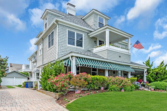 Building Photo - 1612 Ocean Ave
