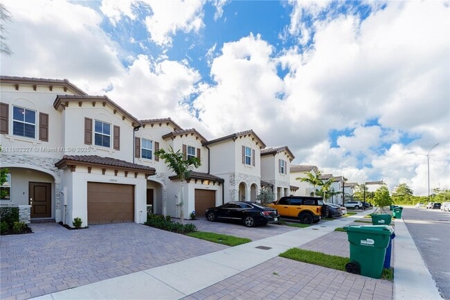 Building Photo - 12832 NW 22nd Pl