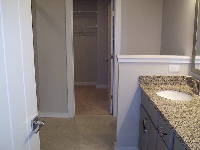 Building Photo - 167 Panther Point Ln