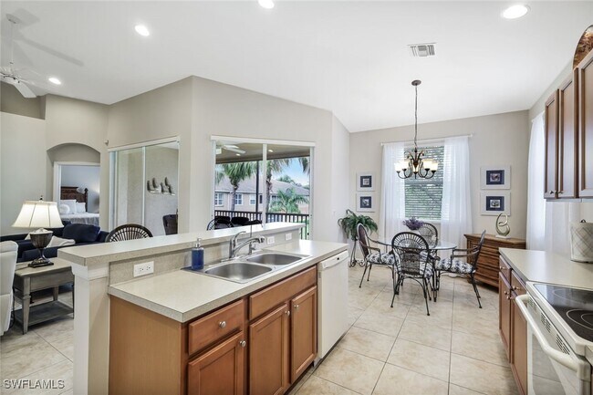Building Photo - 9110 Spanish Moss Way