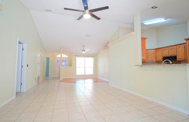 Building Photo - Spacious Oak Meadows Home in Milton with Multiple Living Areas, Fenced Yard & 1/2 Off First Month...