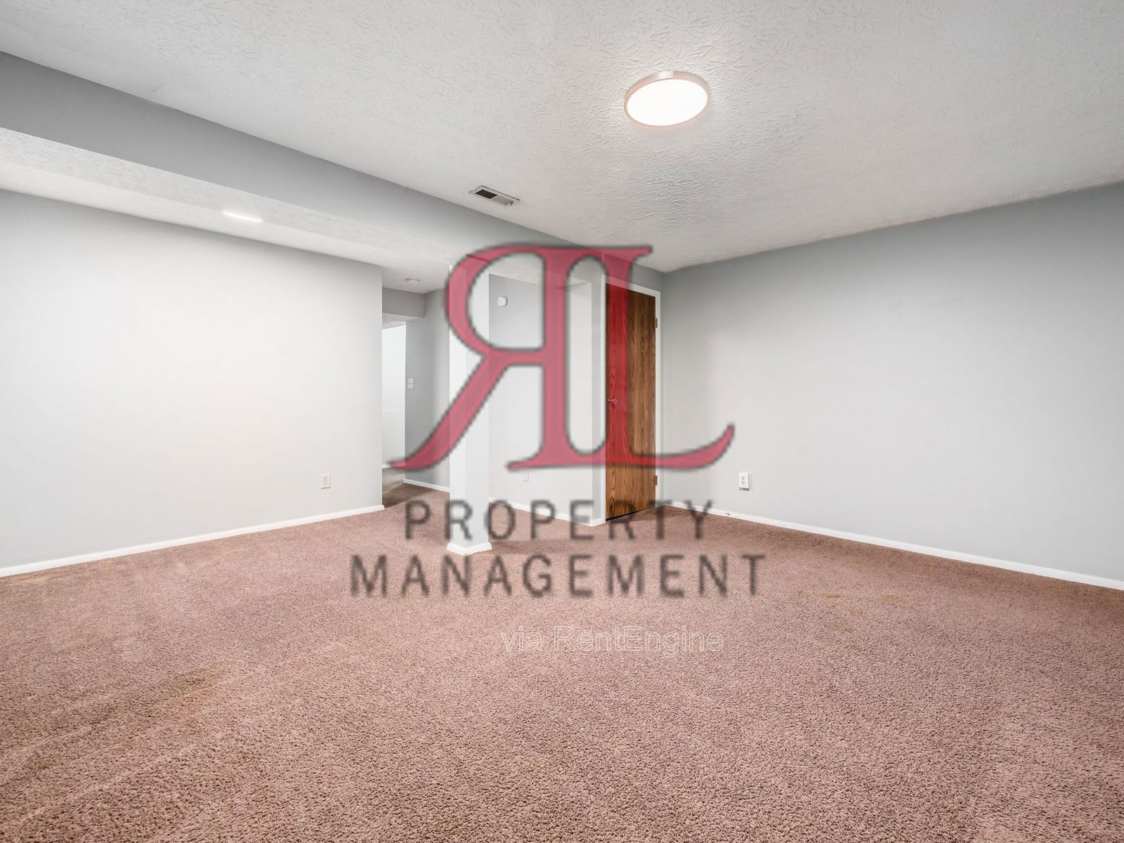 Building Photo - 6678 Manring Ct