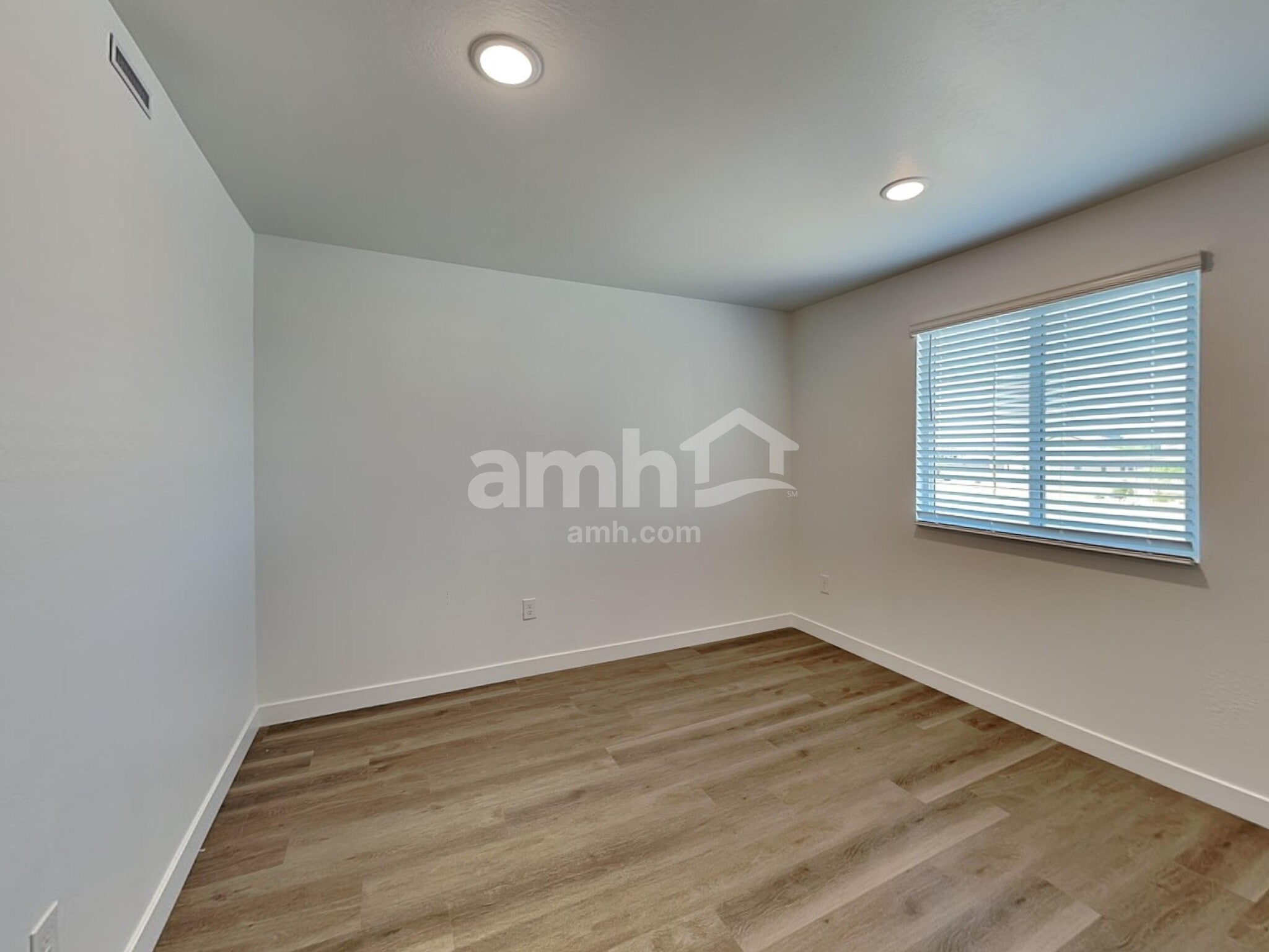 Building Photo - 12632 W Adair Dr