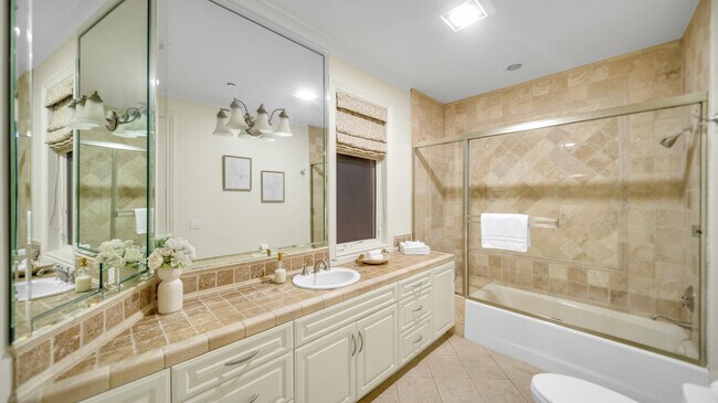 Building Photo - 1447 San Ysidro Dr