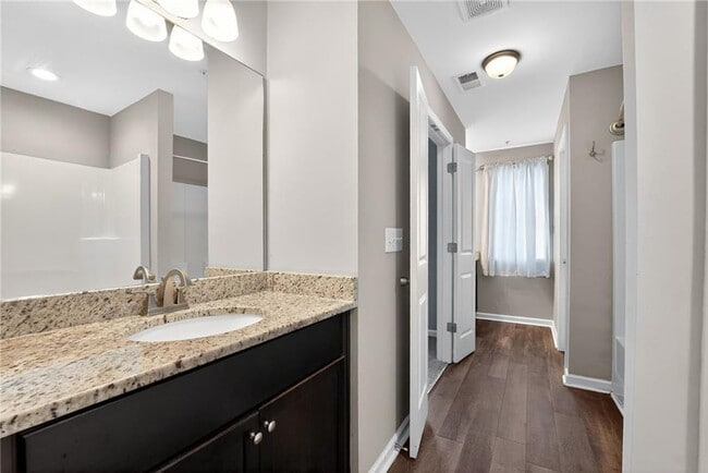 Building Photo - 3369 Hidden Stream Ct