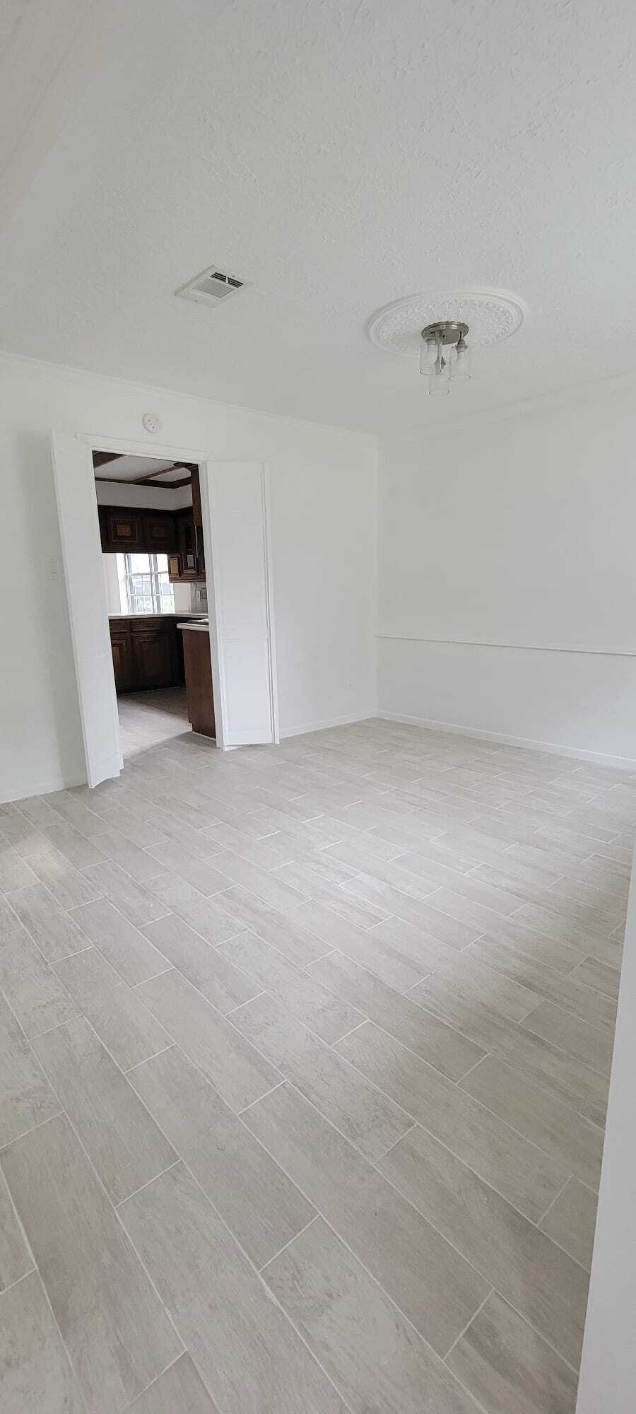 Building Photo - 5727 Arbor Vitae Dr