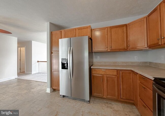 Building Photo - 46231 Sylvan Ct