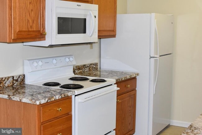 Building Photo - 8220 Savage Guilford Rd