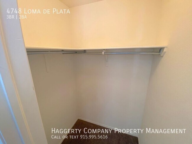 Building Photo - Northeast El Paso 3 Bed with Pool!