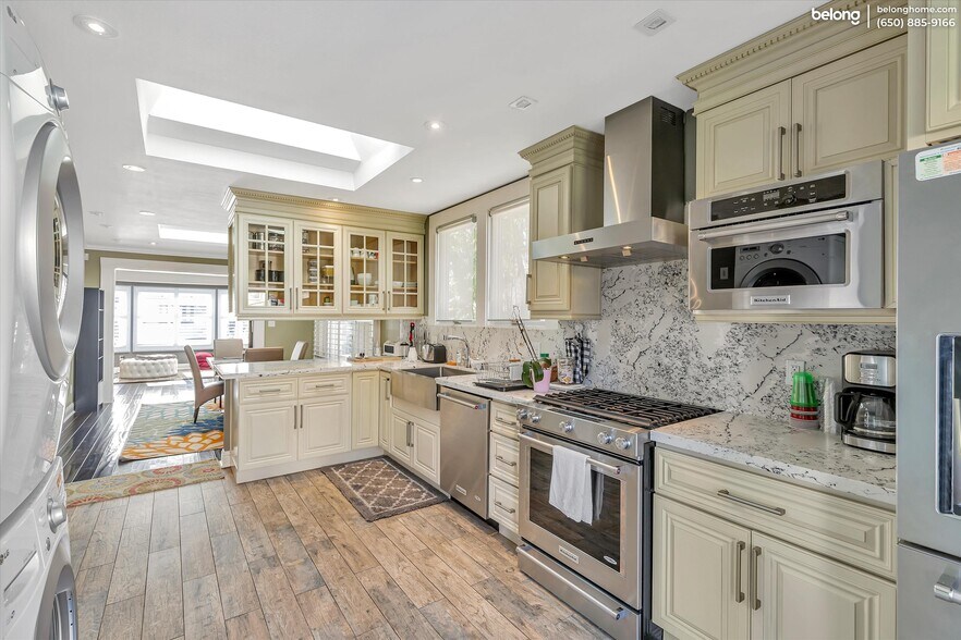 Building Photo - 1815 Ward St