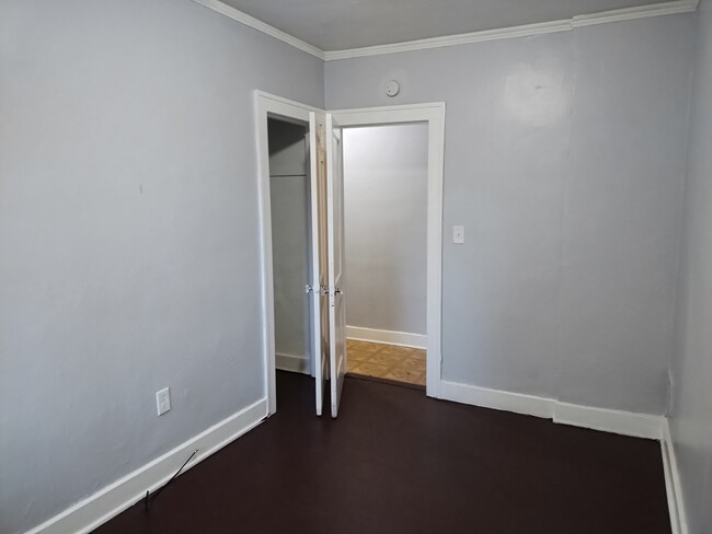 TWO BEDROOMS - 5354 Oregon St