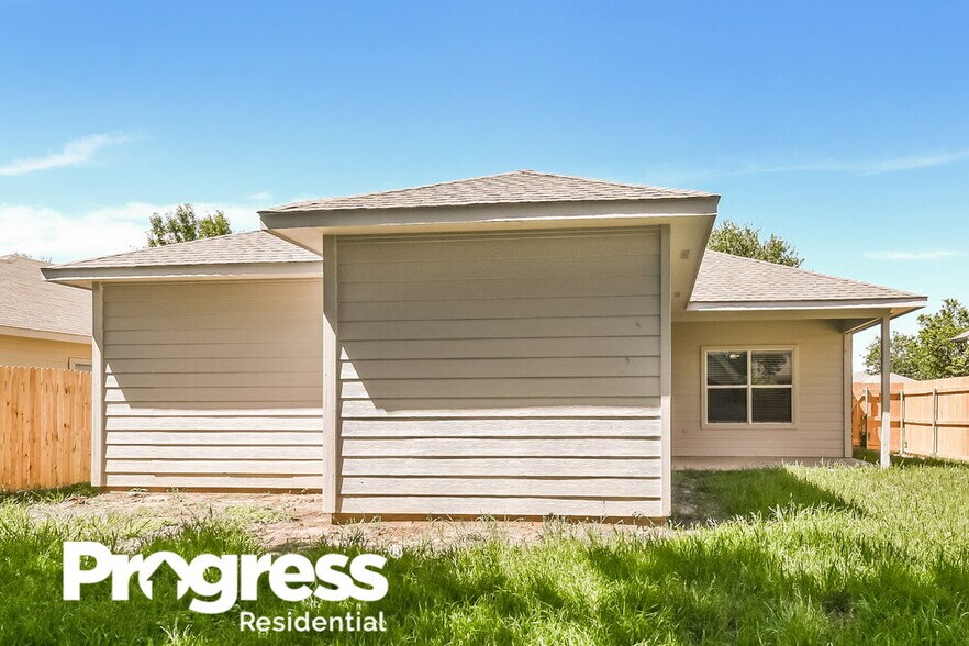 Building Photo - 1812 Alanbrooke Dr