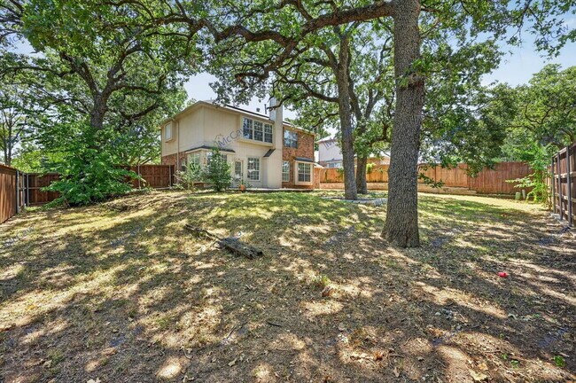Building Photo - 7845 Ember Oaks Dr