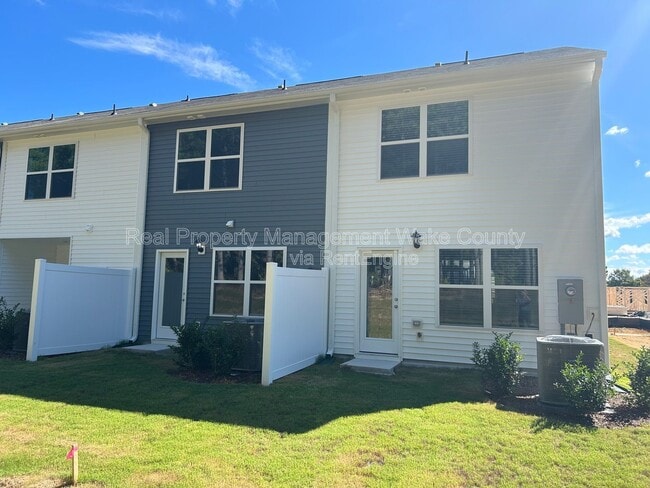 Building Photo - 8539 Beckett Chase Wy