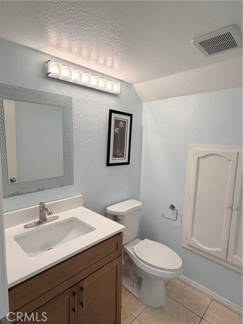 Building Photo - 901 Hyde Ct