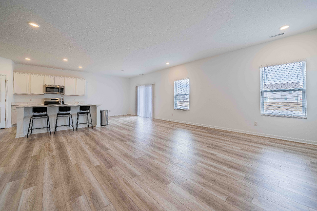 Building Photo - 824 Oyster Bay Dr