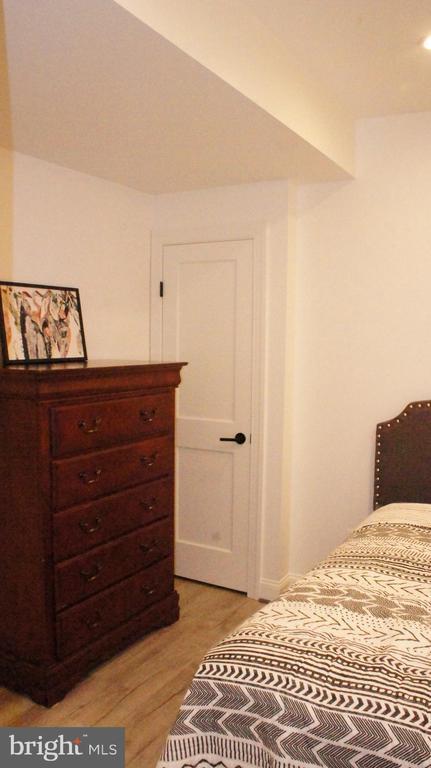 Building Photo - 1900 S Randolph St