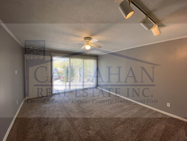 Building Photo - Midtown 1 Bedroom Condo