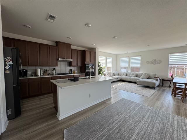 Building Photo - 424 Princewood Dr