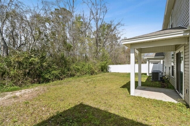 Building Photo - 45356 Red Brick Dr