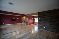 Building Photo - 90 Cobalt Ridge Dr E