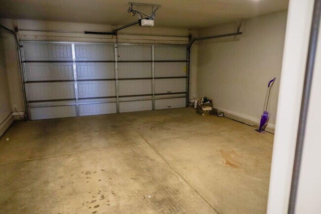 Building Photo - 2916 Corpus Ave