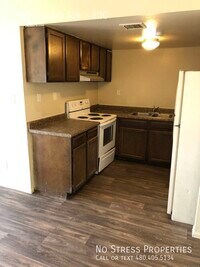 Building Photo - 2650 N 43rd Ave